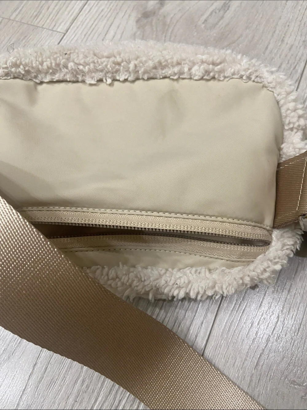 lululemon athletica Sherpa Cosmetic Pouch in Cream